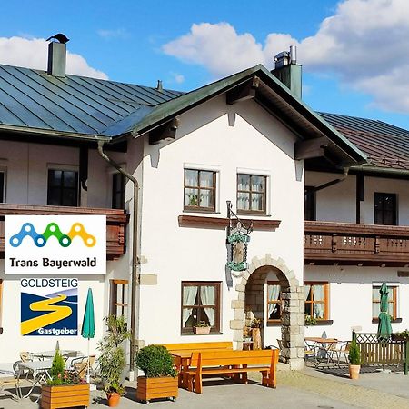 Pension Philippsreut "Zum Pfenniggeiger" Am Goldsteigwanderweg מראה חיצוני תמונה